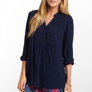 LILLY PULITZER FREYA CRINKLE COTTON FLORAL CROCHET DETAILED TUNIC. SIZE LARGE.